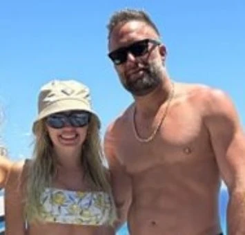 puerto-vallarta-vacacion-rental-condo-rooftop-beach-airbnb-travel-mexico-2.webp