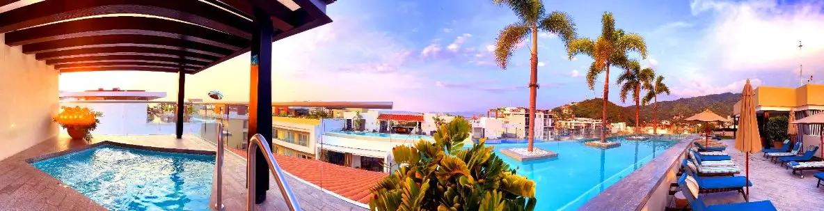 rooftop-pool-zona-romantica-vallarta.jpg